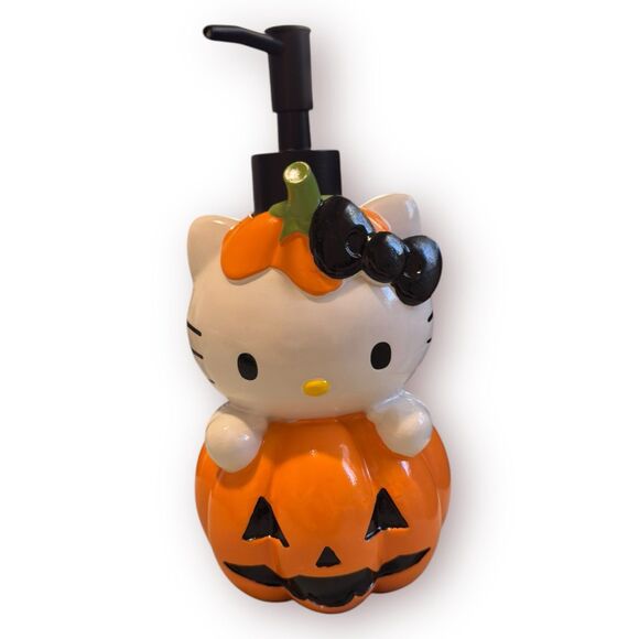 Sanrio Hello Kitty Halloween Orange Pumpkin‎ Soap Lotion Pump Dispenser NEW - Picture 1 of 3